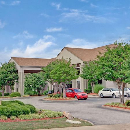 Super 8 By Wyndham Olive Branch Ξενοδοχείο Εξωτερικό φωτογραφία