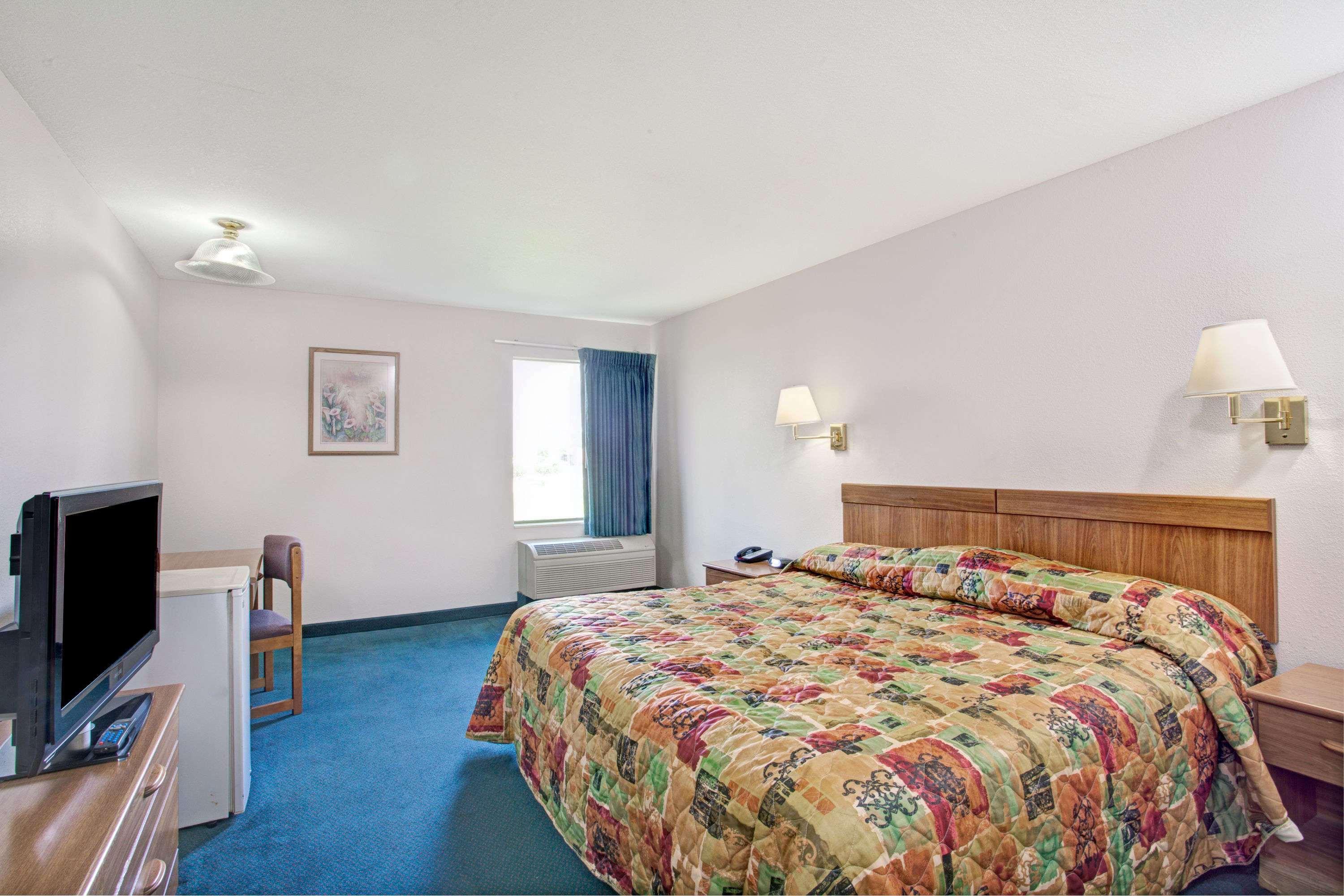 Super 8 By Wyndham Olive Branch Ξενοδοχείο Εξωτερικό φωτογραφία