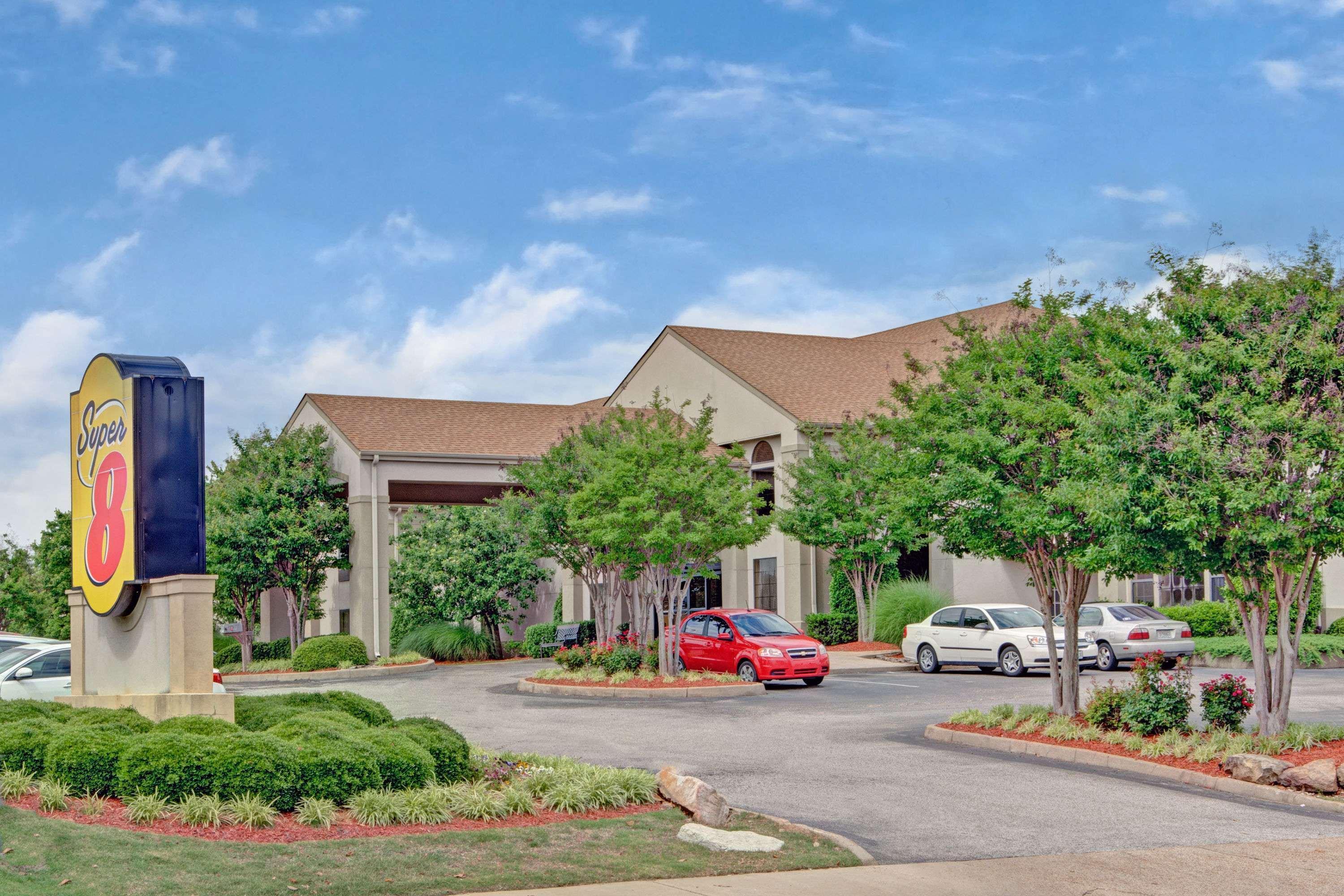 Super 8 By Wyndham Olive Branch Ξενοδοχείο Εξωτερικό φωτογραφία